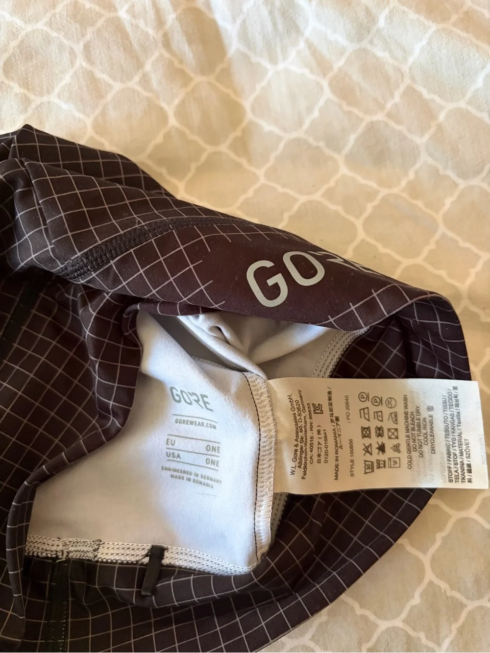 GORE Men’s Black Grid Performance Beanie